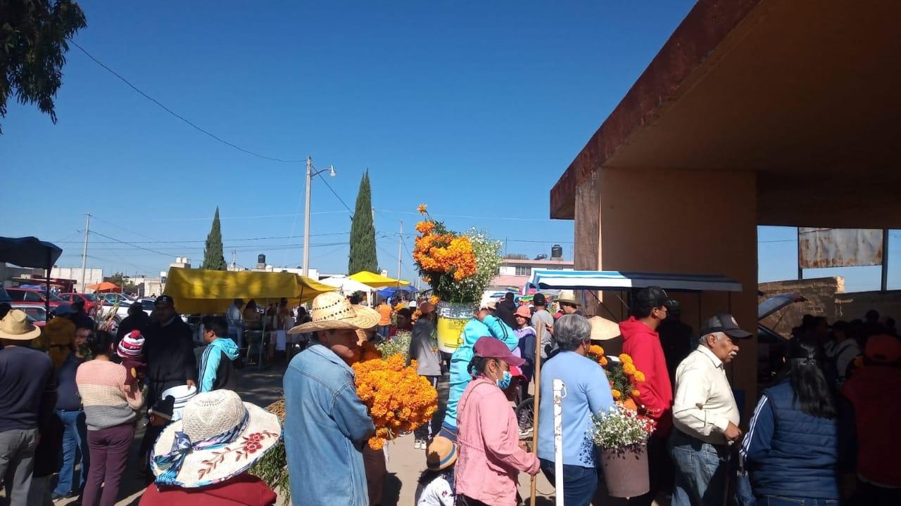Extiende Ayuntamiento de Huamantla horarios en los panteones por celebración de Día de Muerto